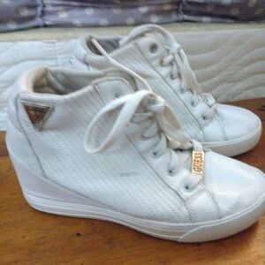 GUESS All white leather platform sneakers